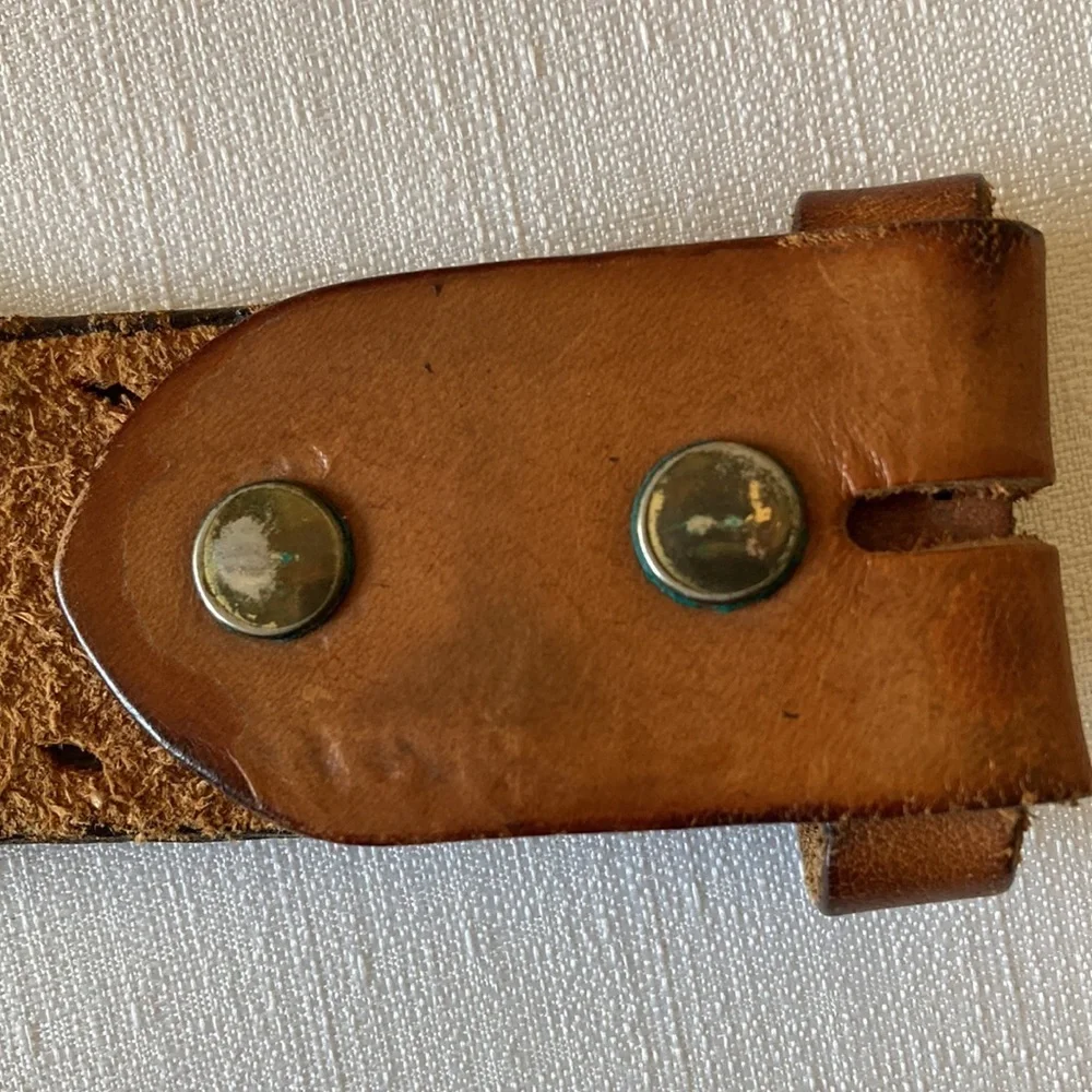 Brown‎ Leather Tooled Belt Acorn Leaf Design with Green Accents Size 34
